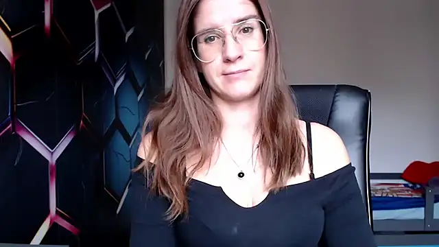 Snapshot of KayaRose chatting on 12-07-24, 11:18 KayaRose online show from 12-07-24, 11:18