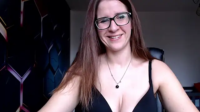 Snapshot of KayaRose chatting on 12-10-24, 08:19 KayaRose online show from 12-10-24, 08:19