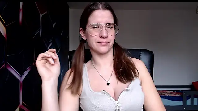 Snapshot of KayaRose chatting on 12-11-24, 08:15 KayaRose online show from 12-11-24, 08:15