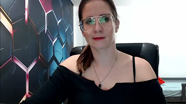 Snapshot of KayaRose chatting on 12-20-24, 04:04 KayaRose online show from 12-20-24, 04:04