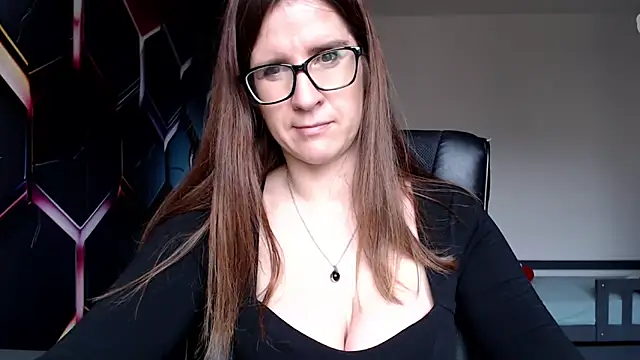 Snapshot of KayaRose chatting on 12-28-24, 10:25 KayaRose online show from 12-28-24, 10:25