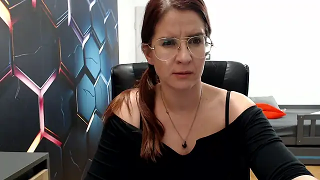 Snapshot of KayaRose chatting on 02-18-25, 07:09 KayaRose online show from 02-18-25, 07:09