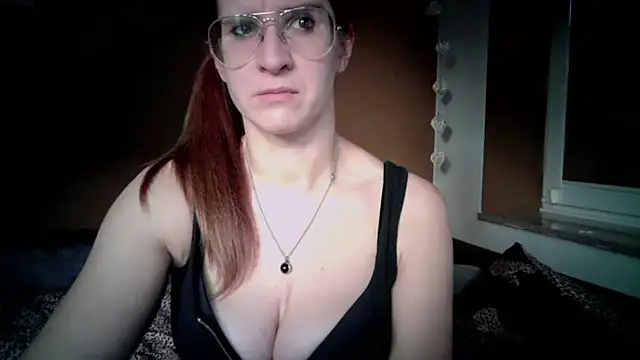 Snapshot of KayaRose chatting on 10-20-25, 03:34 KayaRose online show from 10-20-25, 03:34