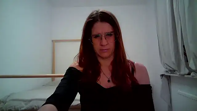 Snapshot of KayaRose chatting on 10-25-25, 08:25 KayaRose online show from 10-25-25, 08:25