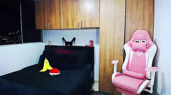 Snapshot of sweet_temptation25 chatting on 01-07-25, 05:54 sweet temptation25 online show from 01-07-25, 05:54