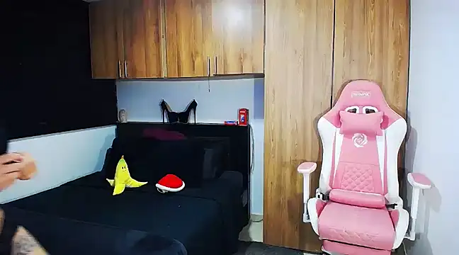 Snapshot of sweet_temptation25 chatting on 01-22-25, 02:04 sweet temptation25 online show from 01-22-25, 02:04