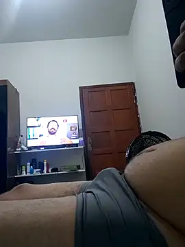 Snapshot of Nh2424 chatting on 05-07-26, 01:11 Nh2424 online show from 05-07-26, 01:11