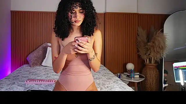 Lianh Benett online show from 10-05-25, 11:57