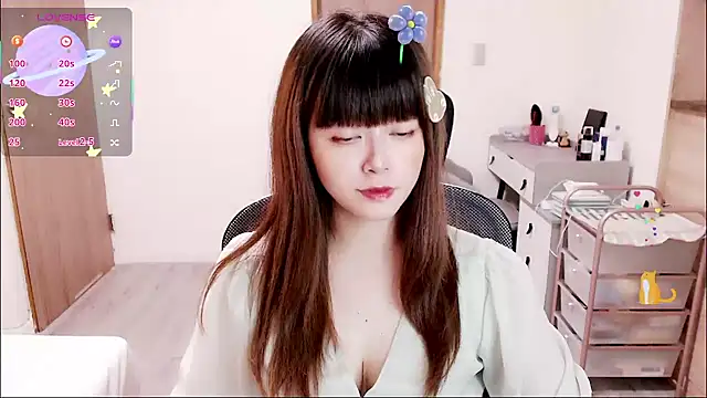 a0513 online show from 10-19-25, 03:12