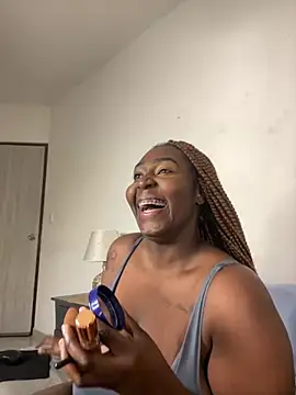 emilyrojas online show from 09-22-25, 12:07