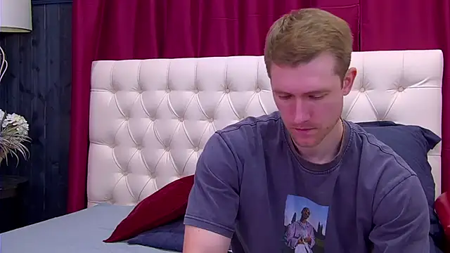 EthanPinkman online show from 09-10-25, 04:23