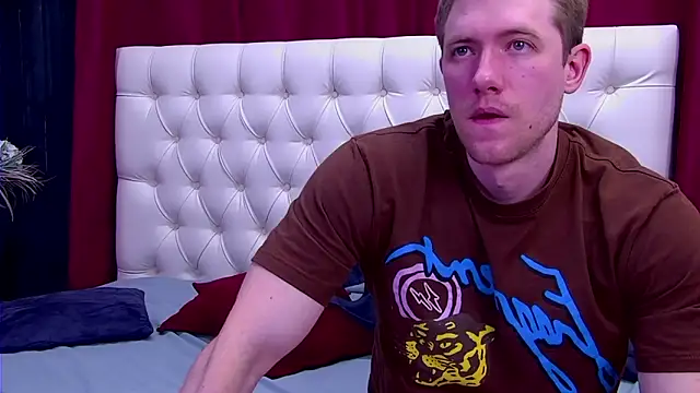 EthanPinkman online show from 09-15-25, 04:23