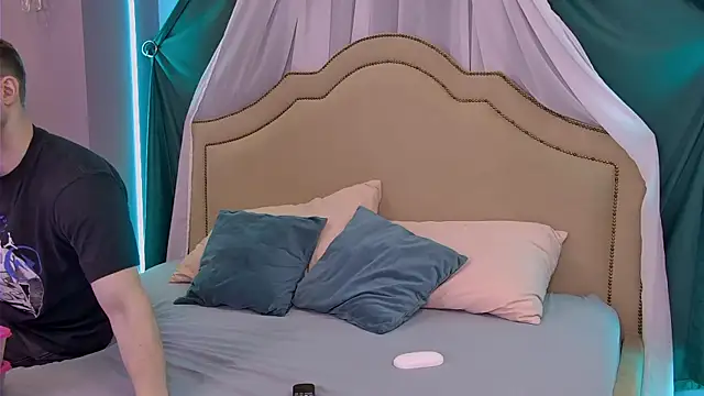 EthanPinkman online show from 04-08-26, 04:34