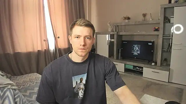 Snapshot of EthanPinkman chatting on 05-15-26, 05:47 EthanPinkman online show from 05-15-26, 05:47