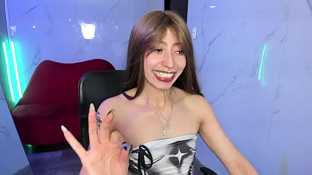 LilithCooperr  online show from 06-10-26, 08:24