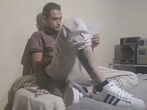 mapachon81 online show from 12-14-25, 11:42