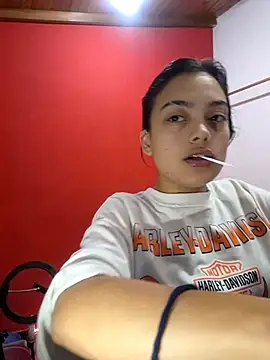 littlemelii online show from 12-29-24, 01:45