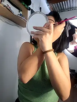 littlemelii online show from 09-30-25, 09:42