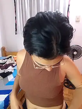 littlemelii online show from 07-18-26, 11:41