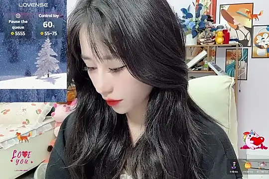  LLisa  online show from 01-11-25, 10:51