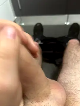 Snapshot of Drummer112 chatting on 11-25-25, 01:55 Drummer112 online show from 11-25-25, 01:55