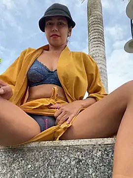 2HotAsain4u online show from 01-11-25, 03:34