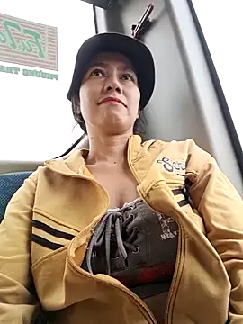 2HotAsain4u online show from 09-19-25, 03:19