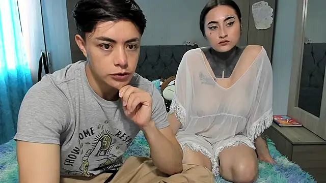 Snapshot of steban_and_kim chatting on 01-15-25, 08:16 steban and kim online show from 01-15-25, 08:16