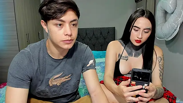 Snapshot of steban_and_kim chatting on 02-28-25, 09:23 steban and kim online show from 02-28-25, 09:23