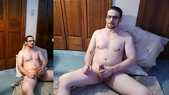 Snapshot of MaxxCloud chatting on 10-22-25, 08:25 MaxxCloud online show from 10-22-25, 08:25