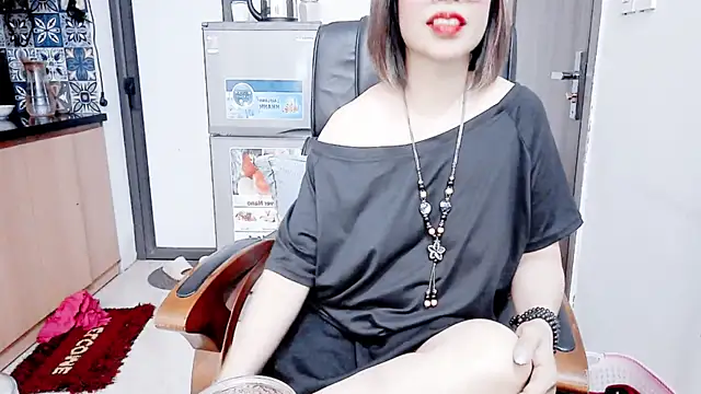 Miu-Le online show from 12-21-25, 01:24