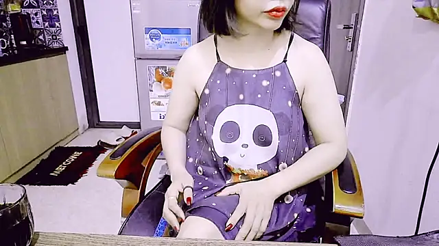 Miu-Le online show from 04-22-26, 06:09