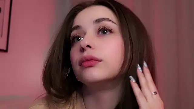 Snapshot of EstherMitchel chatting on 03-23-25, 03:21 EstherMitchel online show from 03-23-25, 03:21