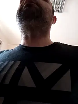 Snapshot of ivat80 chatting on 03-22-26, 08:40 ivat80 online show from 03-22-26, 08:40