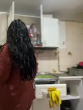 Snapshot of Riana_Kean chatting on 12-20-24, 07:50 Riana Kean online show from 12-20-24, 07:50