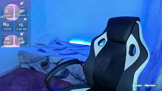 Snapshot of Riana_Kean chatting on 01-09-25, 02:01 Riana Kean online show from 01-09-25, 02:01