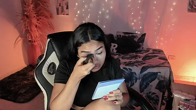 Riana Kean online show from 03-04-26, 03:12