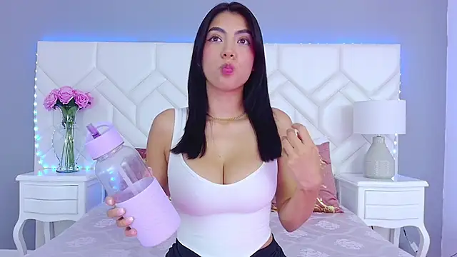 Julie Bennet online show from 01-10-25, 06:42