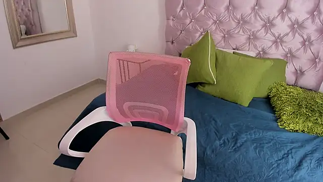 Snapshot of Darsha_Hara chatting on 01-05-25, 07:49 Darsha Hara online show from 01-05-25, 07:49