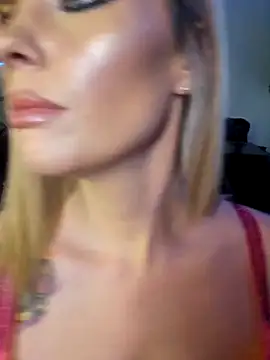 ellieconradxo online show from 11-18-25, 06:01