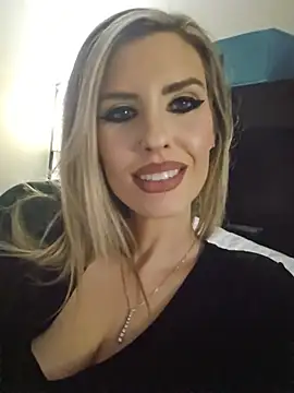 ellieconradxo online show from 05-16-26, 03:03