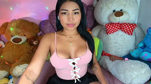 Pocahontascute 33 online show from 02-28-26, 11:55