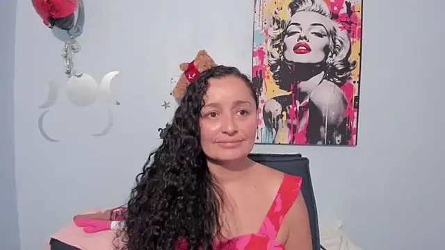  luna  sweet  online show from 09-12-25, 06:19