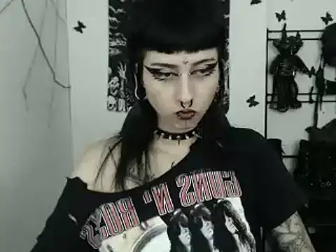 n0sferatus   online show from 09-12-25, 04:23