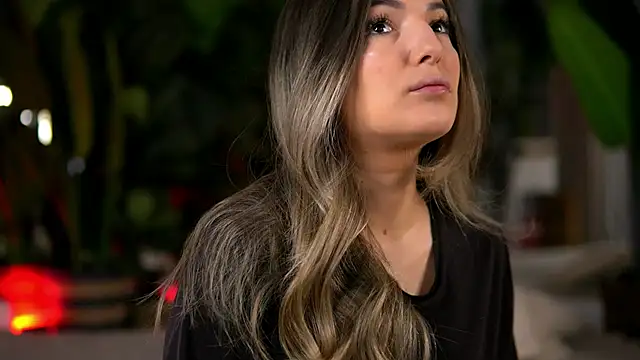 KellyMathews online show from 04-28-26, 02:10