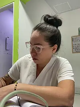 Snapshot of nurse_desi_sexlove chatting on 09-15-25, 02:44 nurse desi sexlove online show from 09-15-25, 02:44