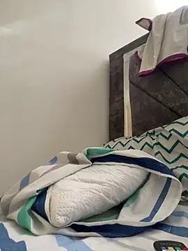 Snapshot of nurse_desi_sexlove chatting on 09-27-25, 08:14 nurse desi sexlove online show from 09-27-25, 08:14