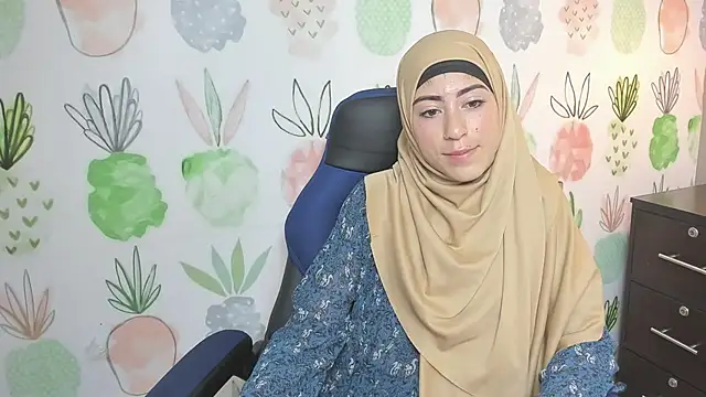 chaymae nah  online show from 12-03-24, 08:05