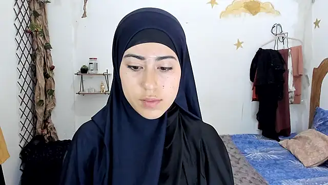 chaymae nah  online show from 09-29-25, 10:58