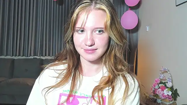 HanahCute online show from 03-06-25, 10:36